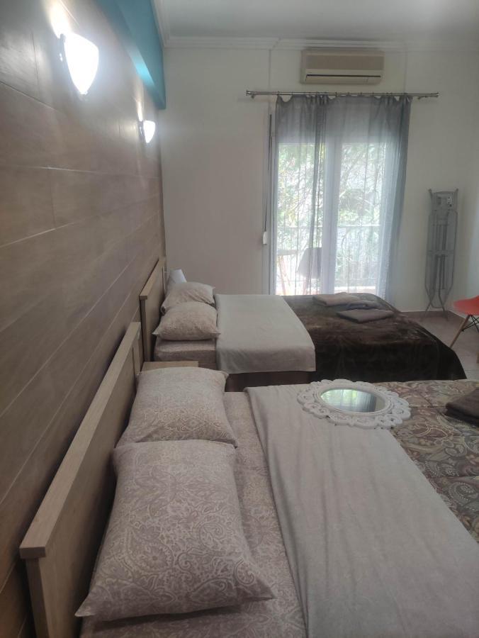 G M 3 Rooms Kentpo In The Heart Of The City Lárissa Exterior foto