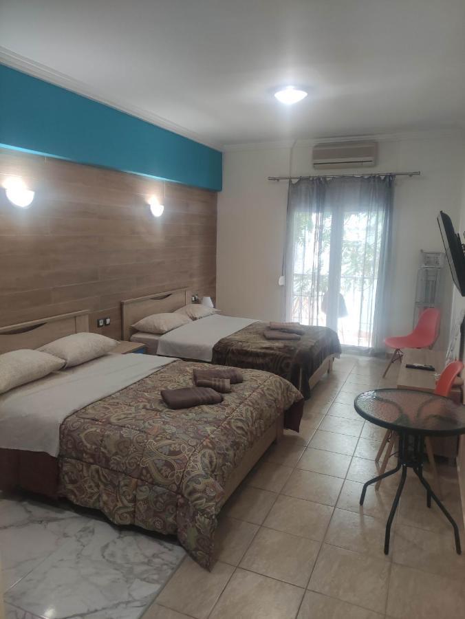 G M 3 Rooms Kentpo In The Heart Of The City Lárissa Exterior foto