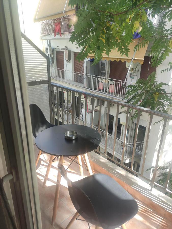 G M 3 Rooms Kentpo In The Heart Of The City Lárissa Exterior foto