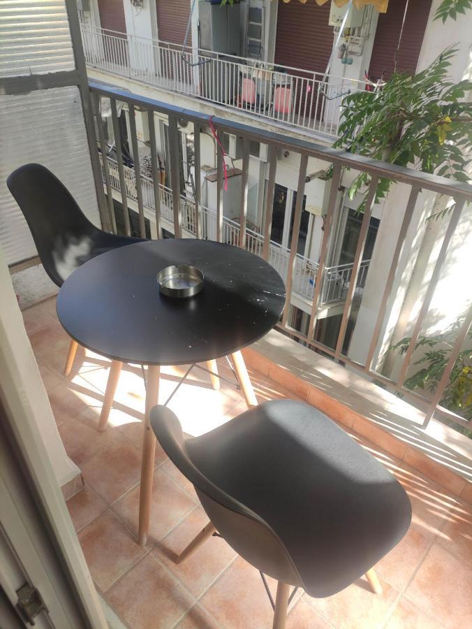 G M 3 Rooms Kentpo In The Heart Of The City Lárissa Exterior foto